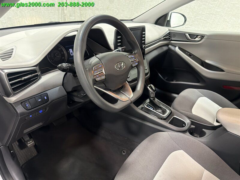 Used 2020 Hyundai Ioniq Blue FWD image 3