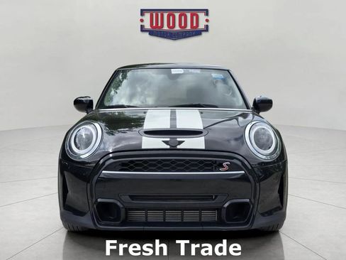 Used 2022 MINI Cooper S image 2