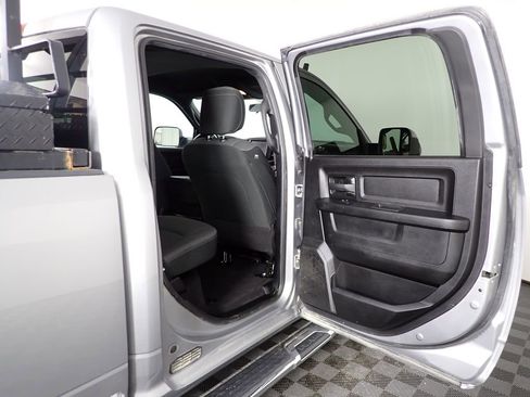 Used 2022 RAM 2500 Tradesman image 37