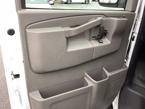 Used 2024 Chevrolet Express 2500 w/ Driver Convenience Package image 16