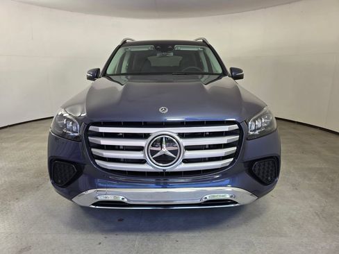 New 2026 Mercedes-Benz GLS 450 4MATIC image 2