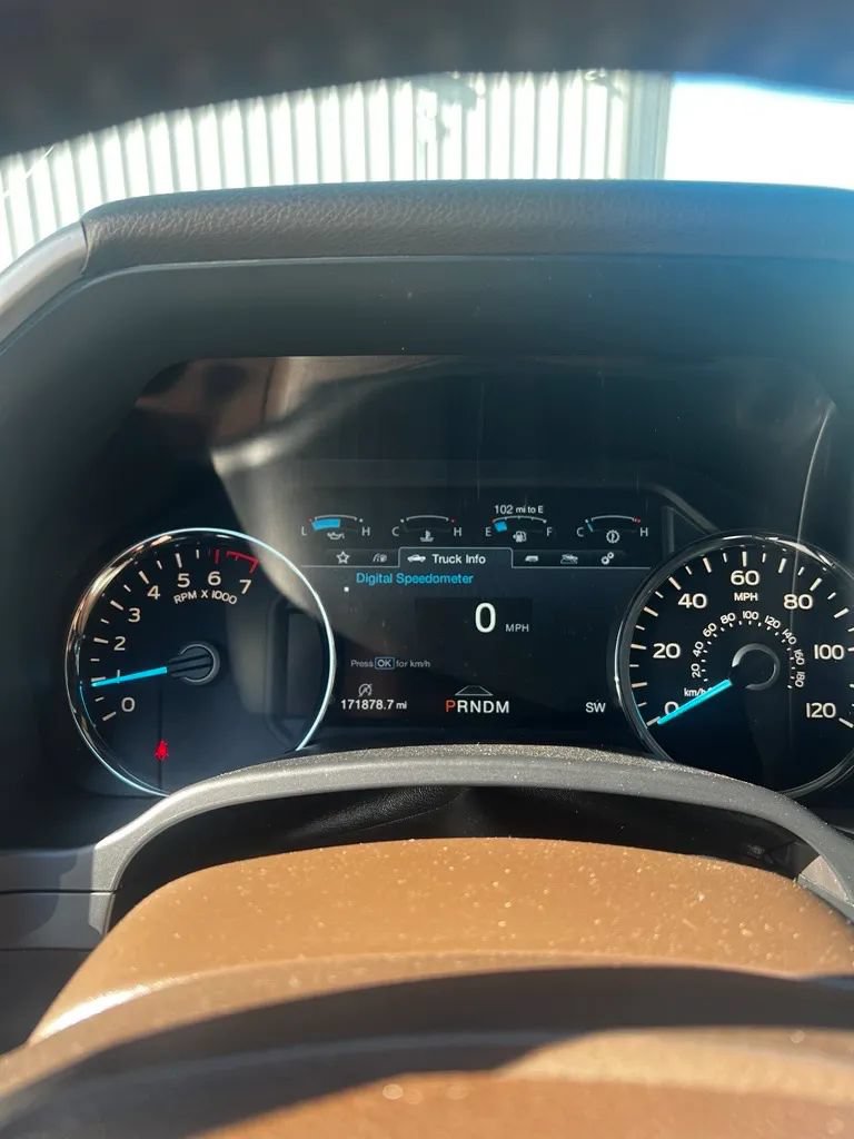 Used 2018 Ford F150 King Ranch w/ Equipment Group 601A Luxury AWD/4WD image 13