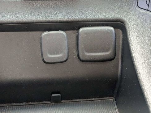 Used 2018 Chevrolet Tahoe LT RWD image 25