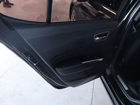 Used 2020 Acura TLX FWD image 29