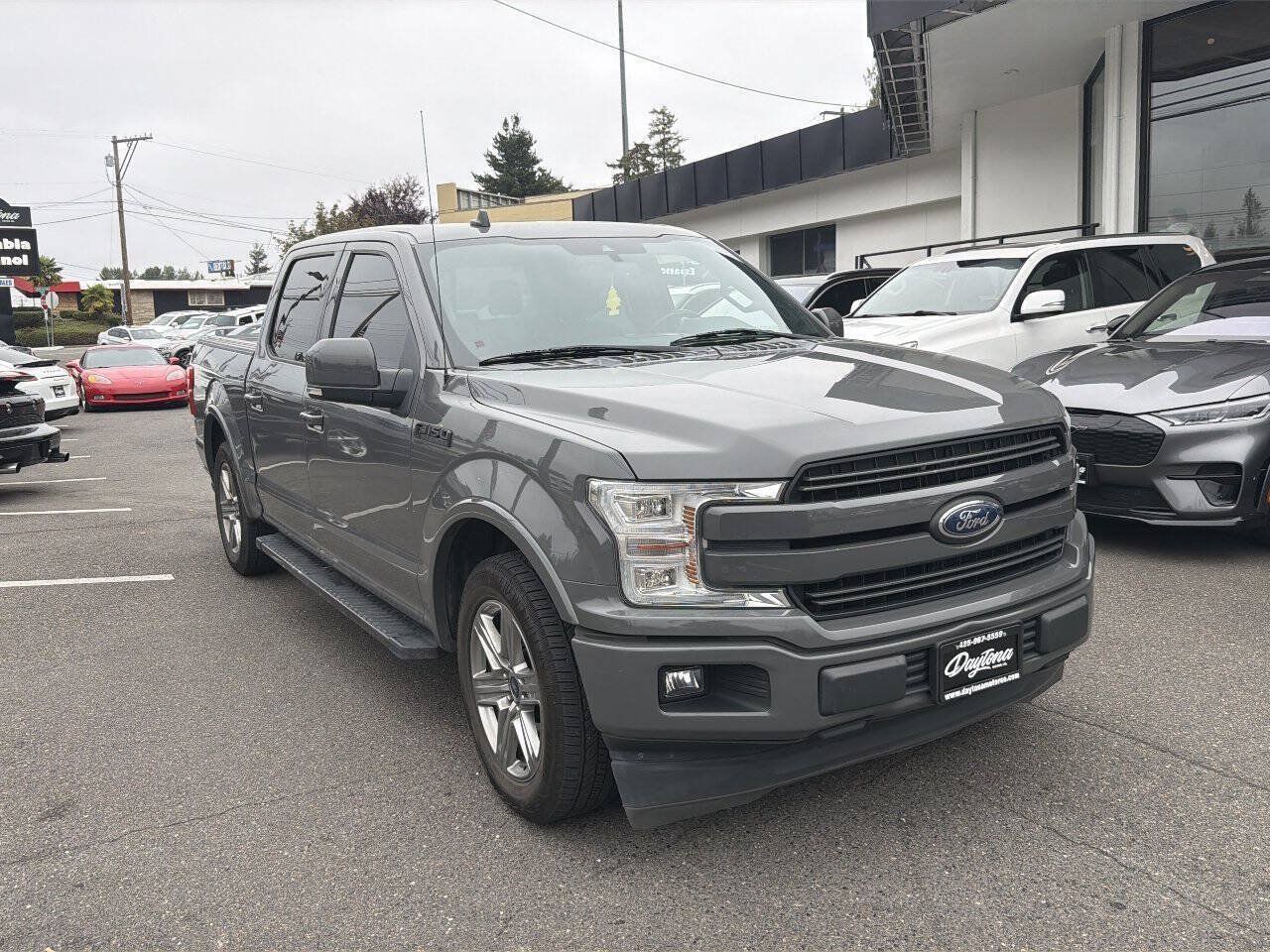 Used 2018 Ford F150 Lariat w/ Equipment Group 502A Luxury RWD image 4
