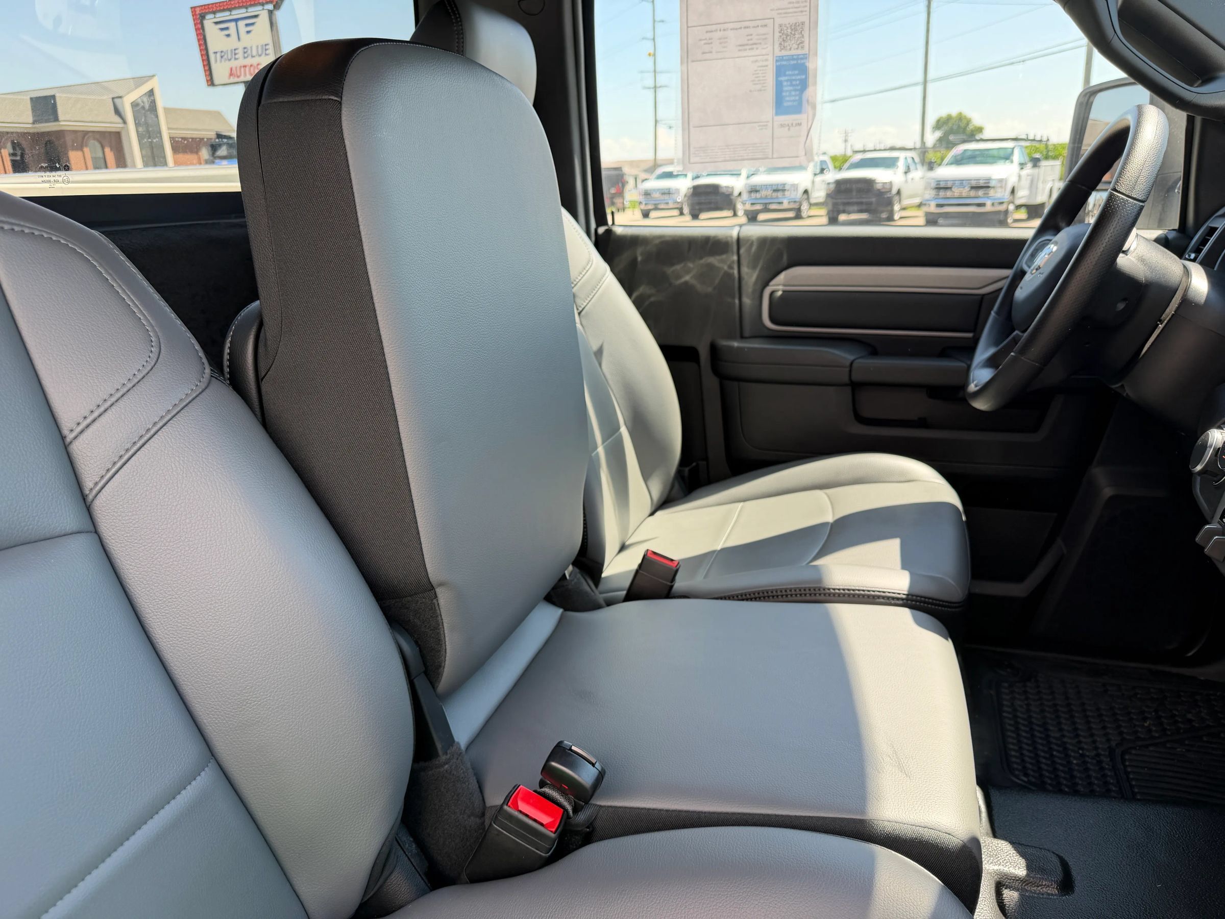 Used 2024 RAM 3500 Tradesman AWD/4WD image 26
