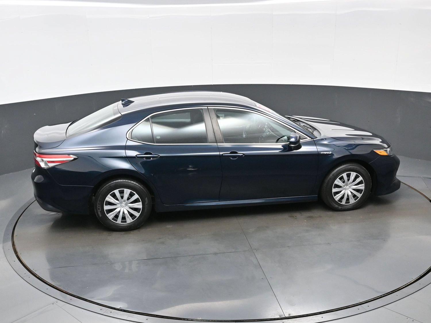 Used 2020 Toyota Camry LE w/ Fleet Convenience Package FWD image 42