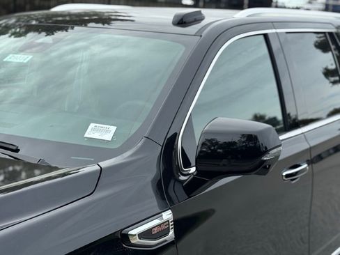 New 2026 GMC Yukon Elevation image 10