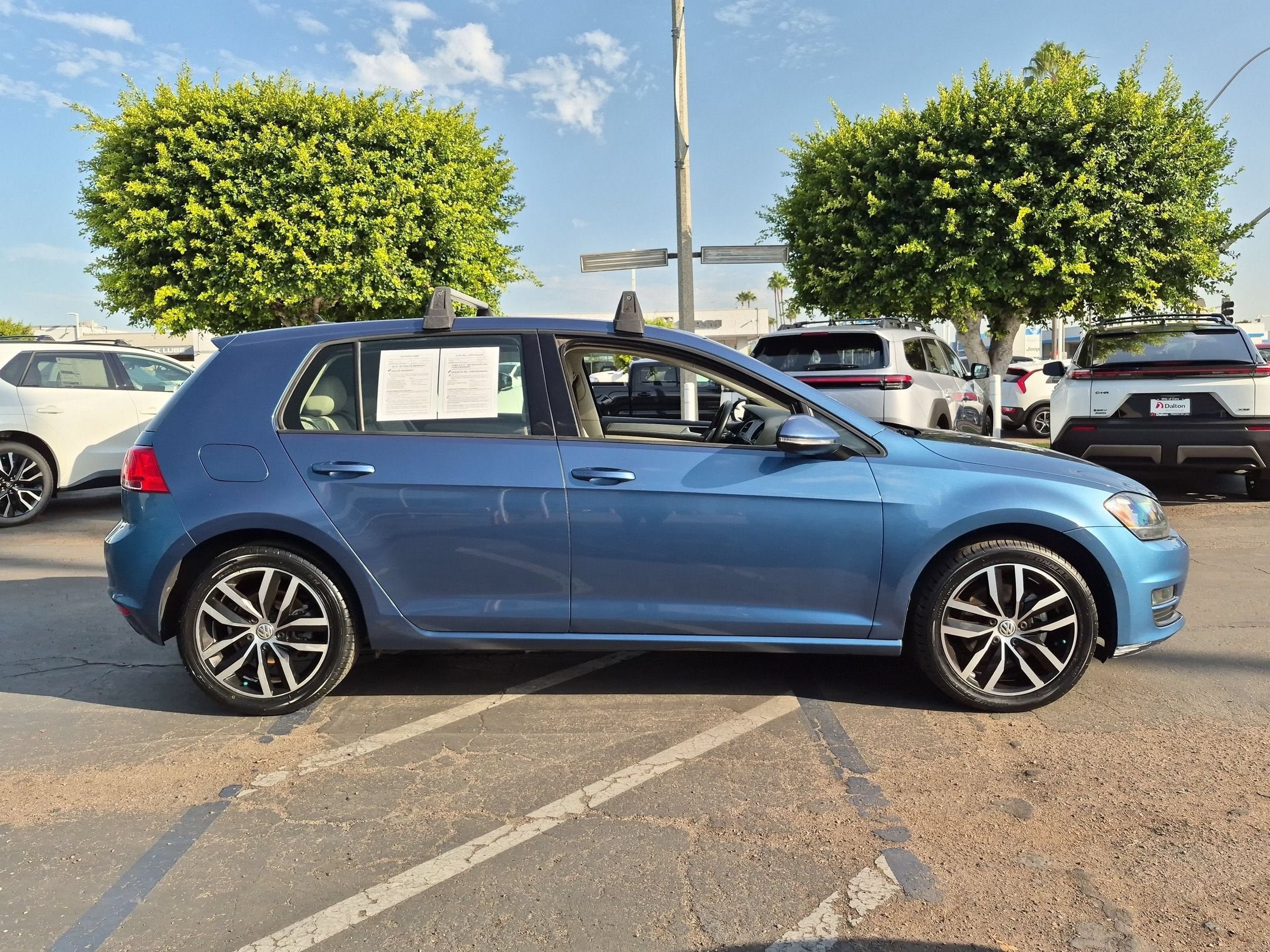 Used 2016 Volkswagen Golf SE w/ Lighting Package FWD image 5