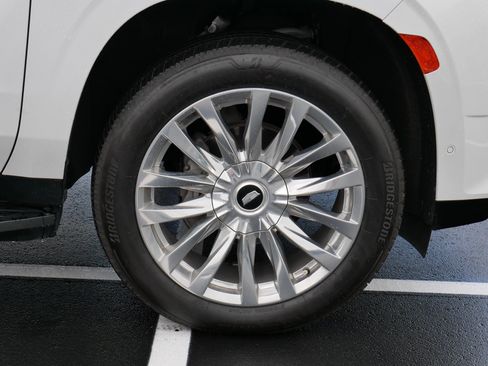 Certified 2023 Cadillac Escalade ESV Premium Luxury w/ LPO, Floor Liner Package AWD/4WD image 14