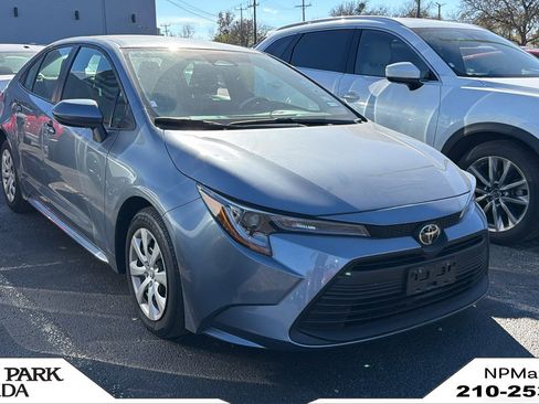 Used 2024 Toyota Corolla LE image 1