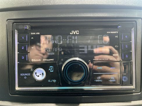 Used 2013 Mercedes-Benz Sprinter 2500 image 16