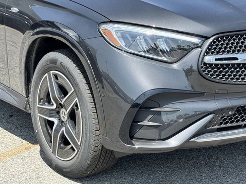 New 2025 Mercedes-Benz GLC 350e 4MATIC image 4