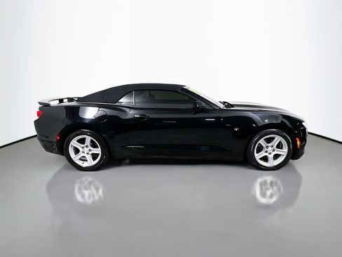 Used 2023 Chevrolet Camaro LT image 3