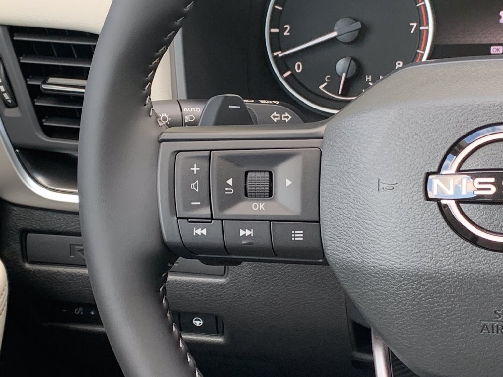 New 2026 Nissan Rogue Dark Armor FWD image 11