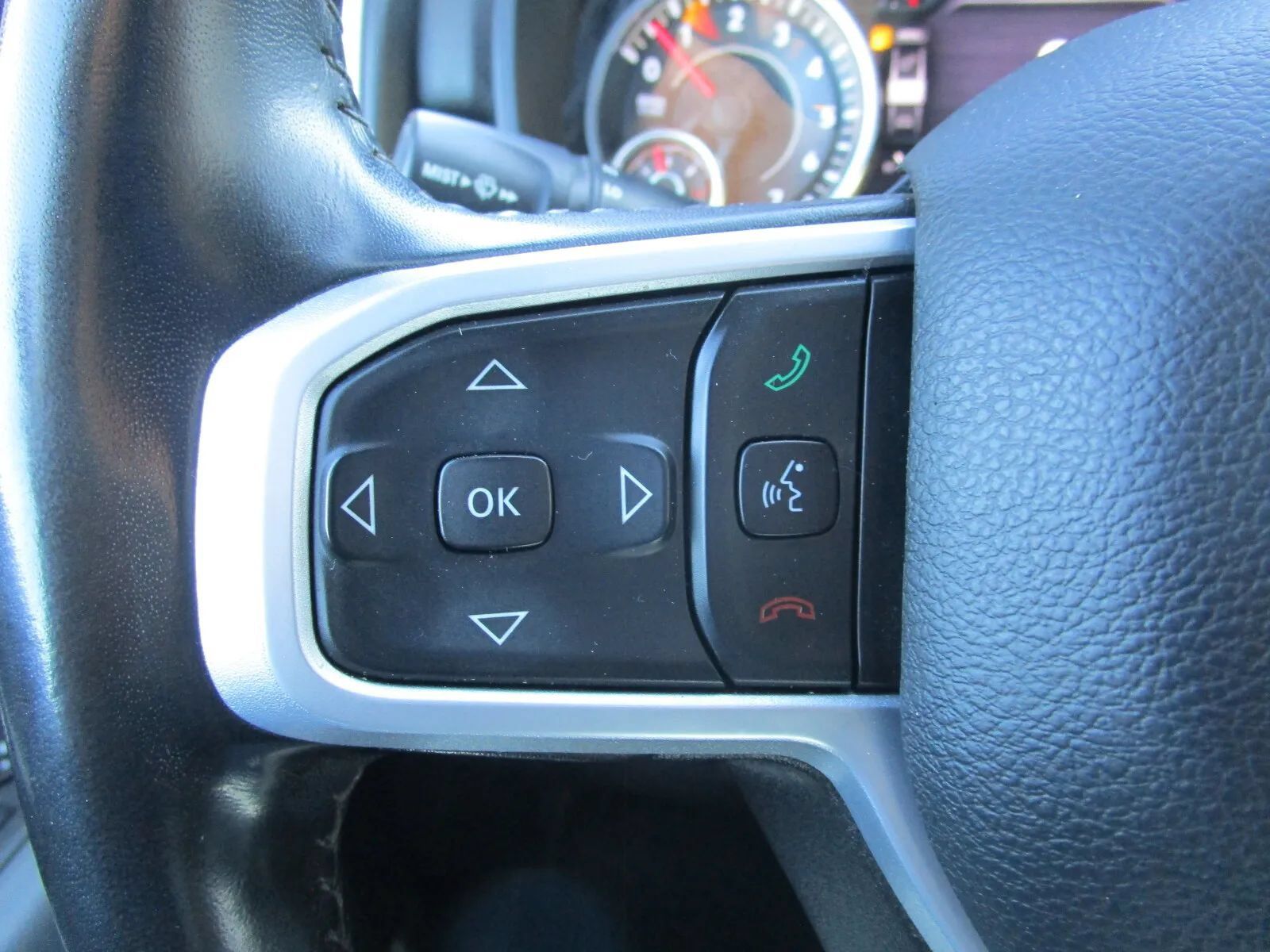 Used 2022 RAM 1500 Big Horn AWD/4WD image 24