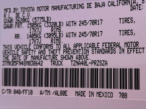 Certified 2025 Toyota Tacoma SR5 image 27