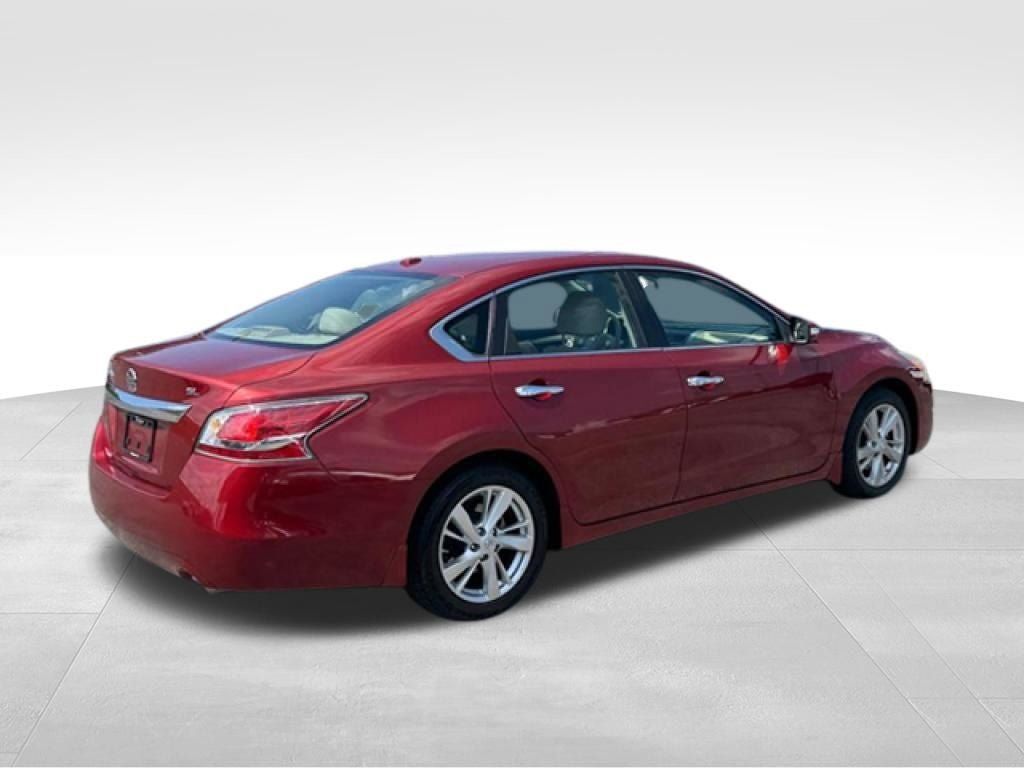 Used 2015 Nissan Altima 2.5 SL w/ Technology Package FWD image 7