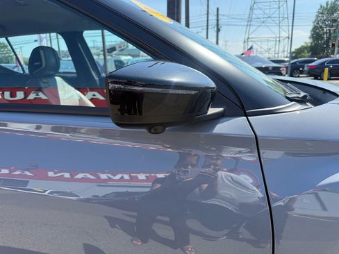 Used 2022 Nissan Kicks SR w/ Premium Package FWD image 12