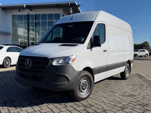 Used 2026 Mercedes-Benz Sprinter 2500 image 1