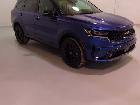 Certified 2023 Kia Sorento SX AWD/4WD image 1