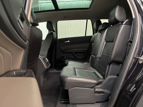 Used 2023 Volkswagen Atlas SEL image 30
