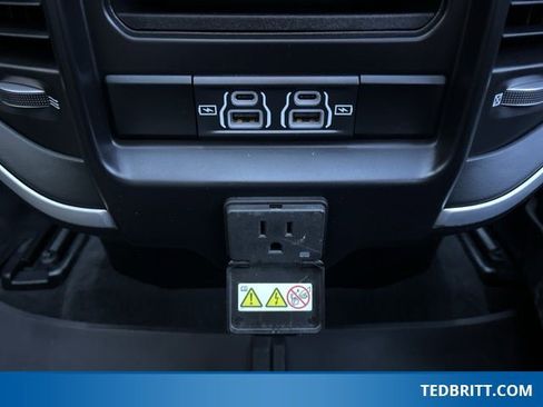 Used 2022 RAM 1500 Big Horn image 17