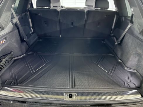 Used 2022 Audi Q7 3.0T Premium Plus w/ Premium Plus Package image 49