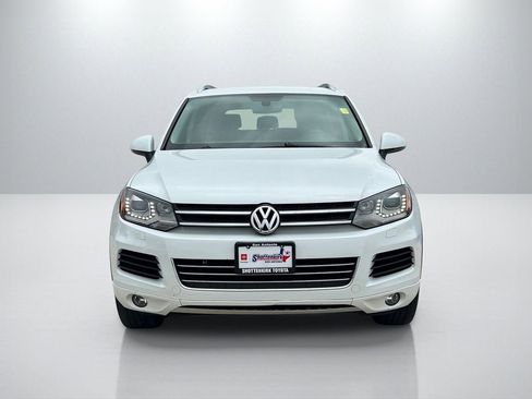 Used 2013 Volkswagen Touareg Sport AWD/4WD image 2