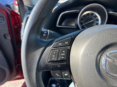 Used 2016 MAZDA MAZDA3 i Sport image 19
