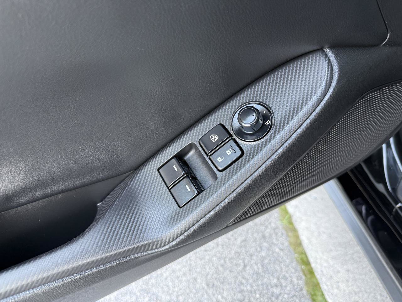 Used 2023 MAZDA MX-5 Miata Grand Touring w/ Weather Package RWD image 10