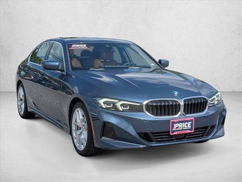 Used 2025 BMW 330i Sedan RWD image 3