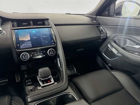 Used 2024 Jaguar E-PACE R-Dynamic SE image 24