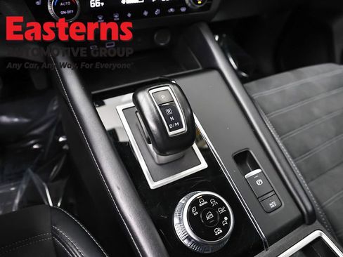 Used 2024 Mitsubishi Outlander SE AWD/4WD image 13