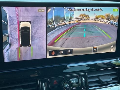 New 2026 Nissan Pathfinder SL image 35