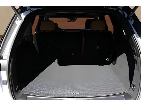 New 2025 Jeep Grand Cherokee Summit image 17