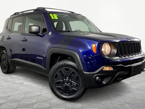 Used 2018 Jeep Renegade Sport w/ Power & Air Group image 3