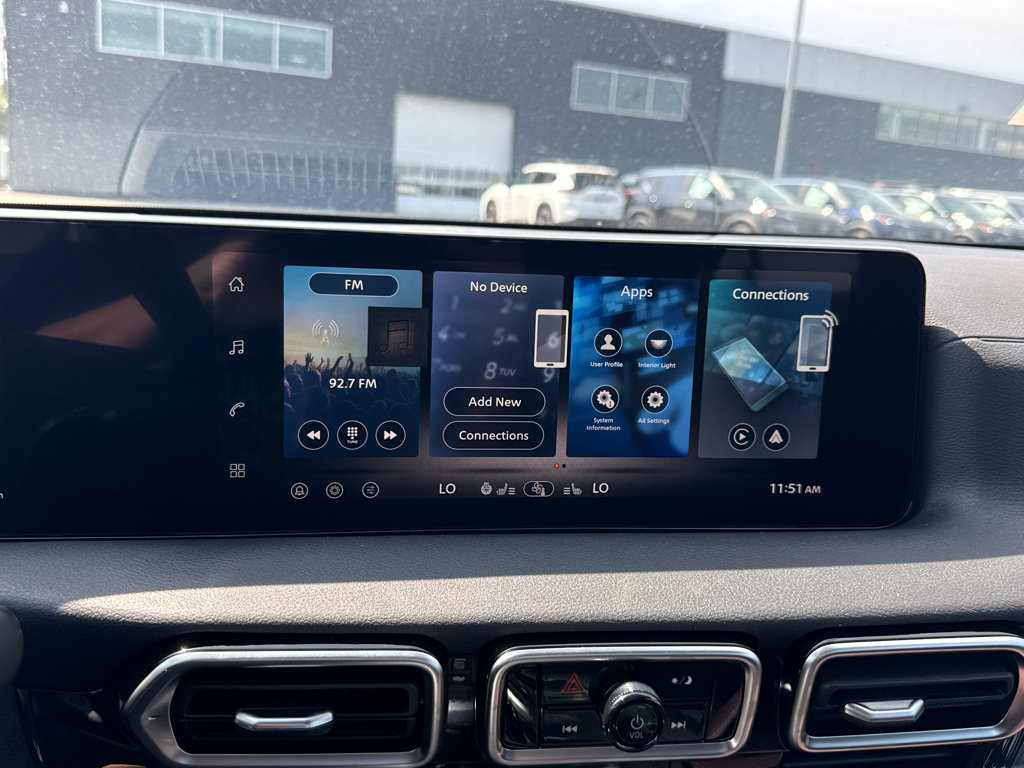 New 2027 Nissan Sentra SR FWD image 17