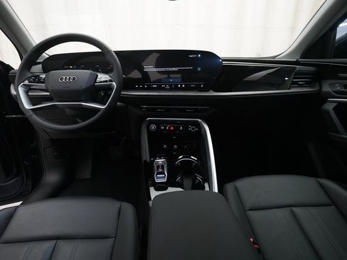 Used 2025 Audi Q5 Premium Plus w/ Premium Plus image 23