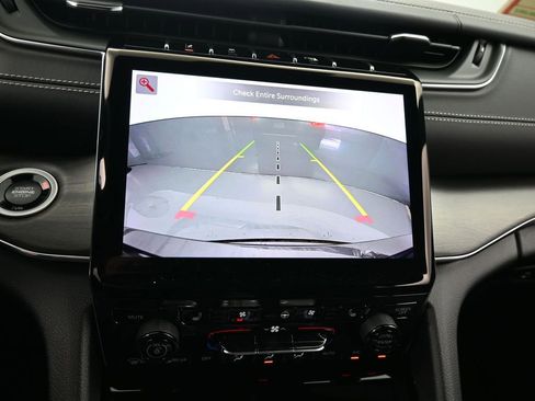 Used 2024 Jeep Grand Cherokee L Overland w/ Luxury Tech Group IV image 21