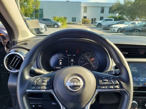 Used 2023 Nissan Kicks SV FWD image 24