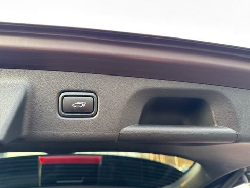 Used 2024 Hyundai Palisade SEL image 24