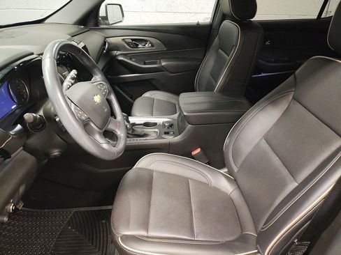 Certified 2022 Chevrolet Traverse Premier image 24