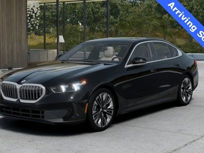 New 2026 BMW 530i xDrive w/ Premium Package