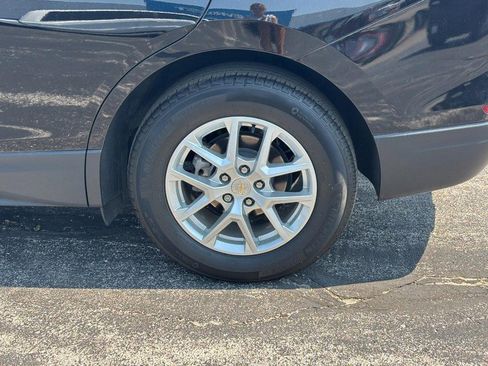 Used 2023 Chevrolet Equinox LT image 7
