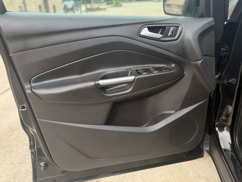 Used 2014 Ford Escape SE w/ Equipment Group 201A AWD/4WD image 12