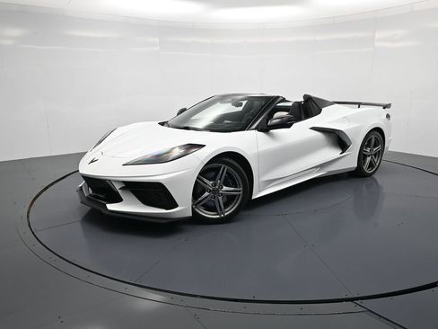 Used 2026 Chevrolet Corvette Stingray Preferred Conv w/ Z51 Performance Package RWD image 1