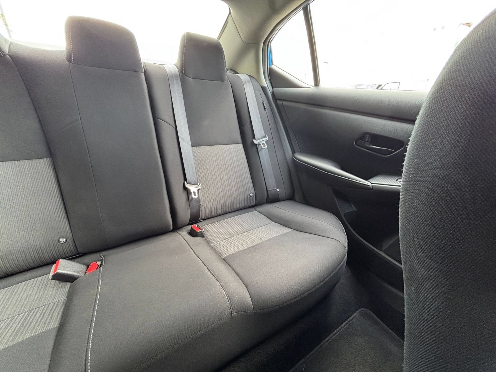 Used 2025 Nissan Sentra SV FWD image 56