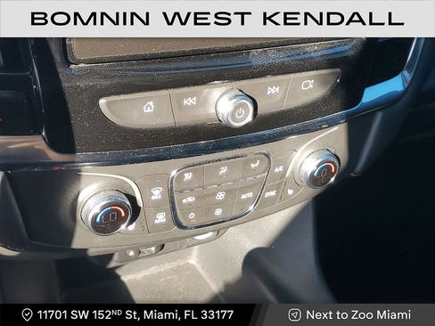 Used 2021 Chevrolet Traverse RS image 29