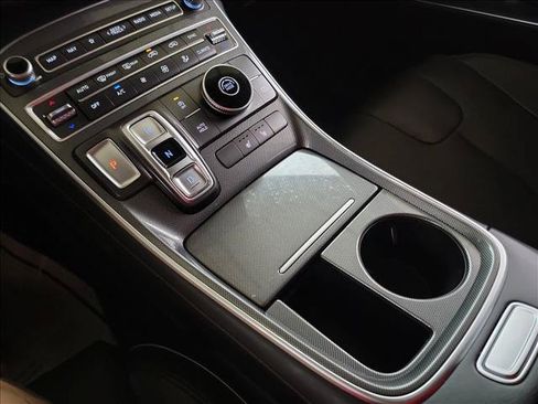 Used 2022 Hyundai Santa Fe SEL w/ Convenience + Premium Package FWD image 23